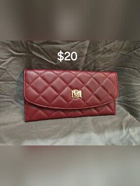 Badgley Mischka Quilted Slim Wallet with Gold Logo